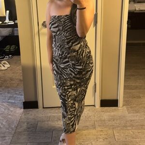 Elegant Black and White Strapless Dress